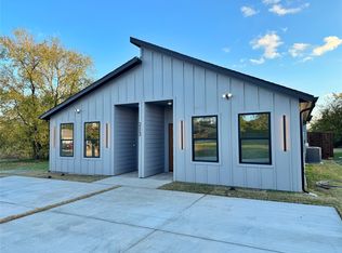 2113 Henry St, Greenville, TX 75401