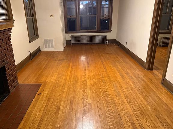 5th image of 1086 University Pl APT 10