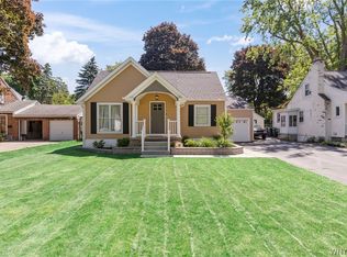 242 Garrison Rd, Amherst, NY 14221