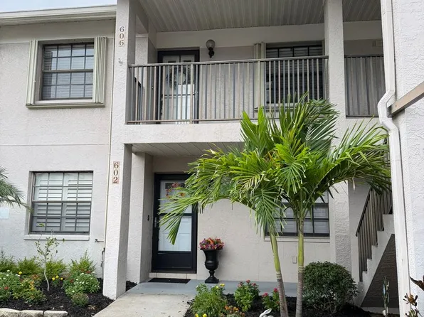 2150 Elm St APT 606, Dunedin, FL 34698