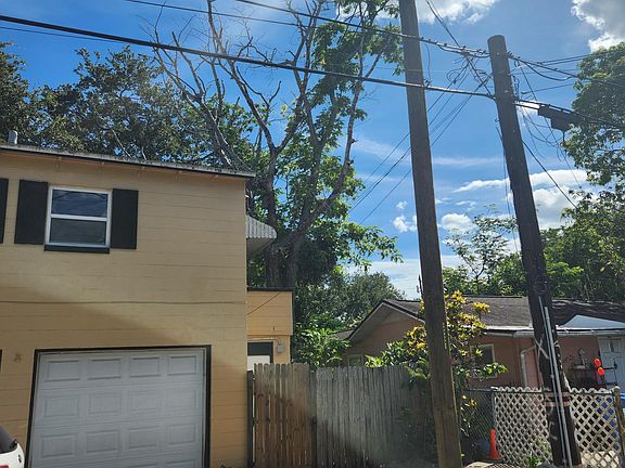 2nd image of 1761 1/2 28th Ave N