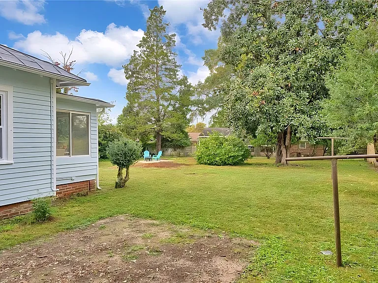510 Highland Ave — Photo 31