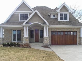 612 S Highland Ave, Arlington Heights, IL