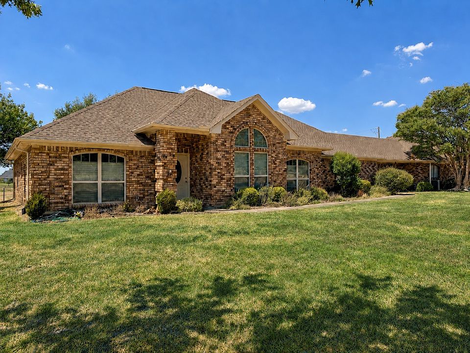 1st image of 2214 White Ln