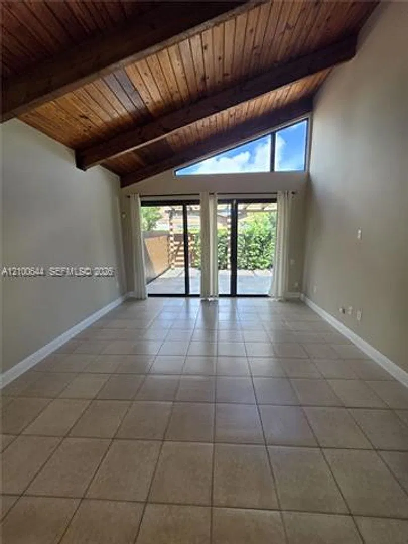 11316 SW 114th Cir Ter th 11316, Miami, FL 33176 — Photo 4