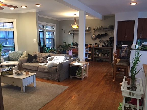 4th image of 7649 N Eastlake Ter APT 1C