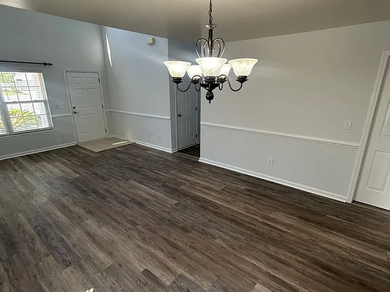4902 Southgate Pkwy — Photo 13