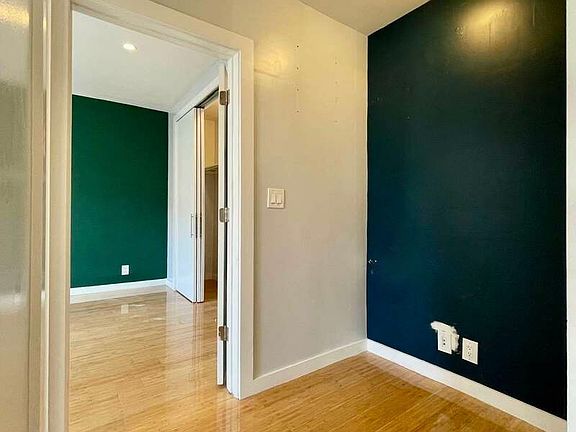 4th image of 703 W 184th St #2BB