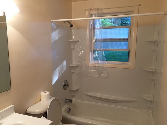 5th image of 1615 W Mason St