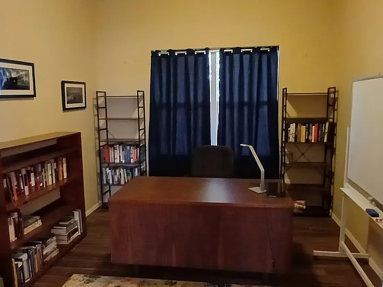 450 Juniper St — Photo 5