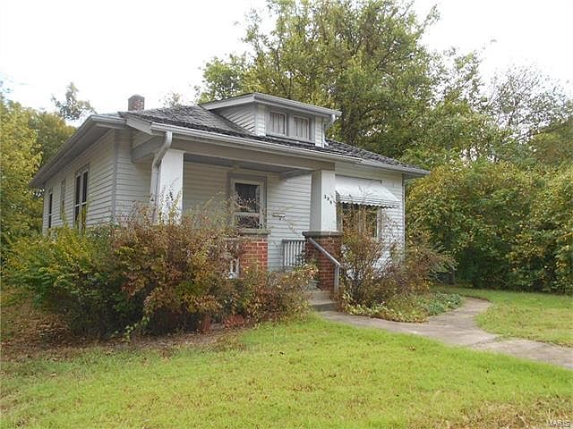 1st image of 398 N 4th St
