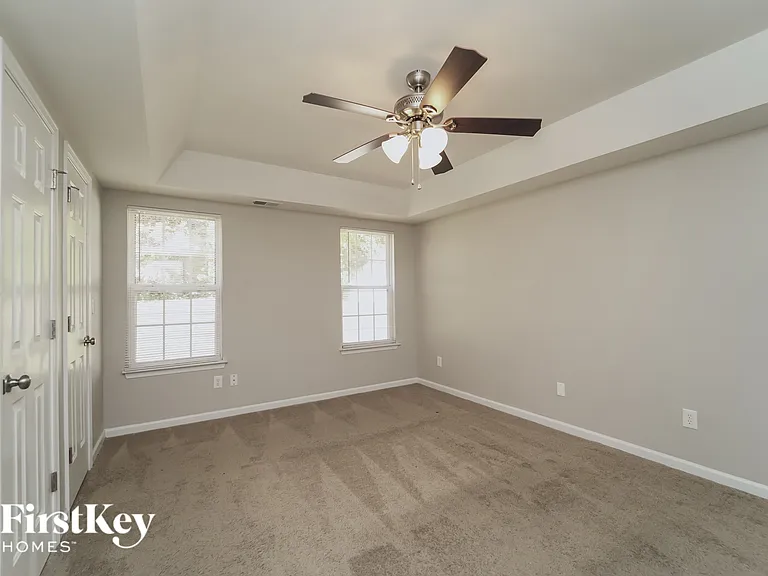 7008 Hidden Creek Dr — Photo 9