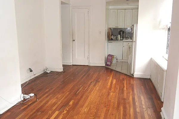 Rented by City Connections Realty | media 7