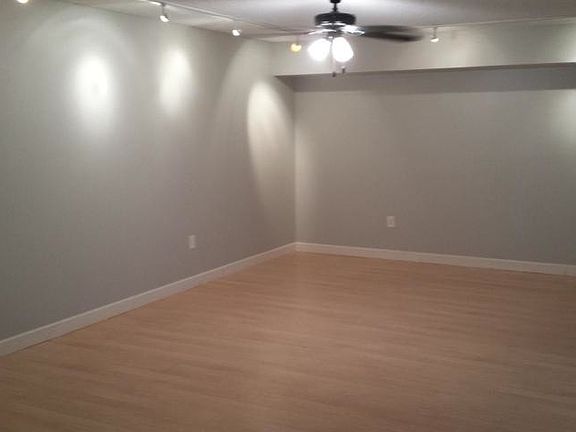 3rd image of 2929 SW 22nd Cir APT A
