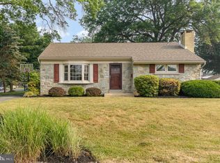 2225 New St, East Petersburg, PA 17520