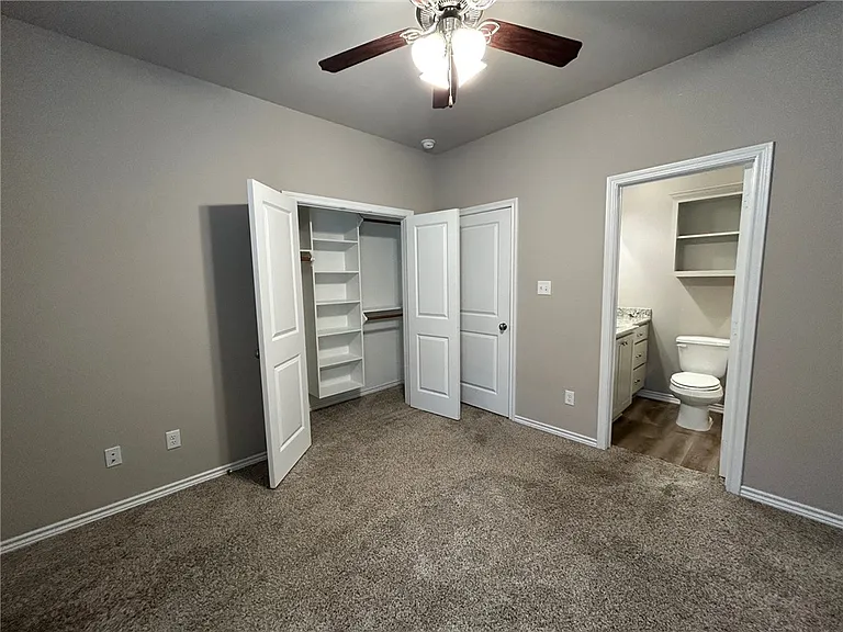 511 Hayes Ln — Photo 11