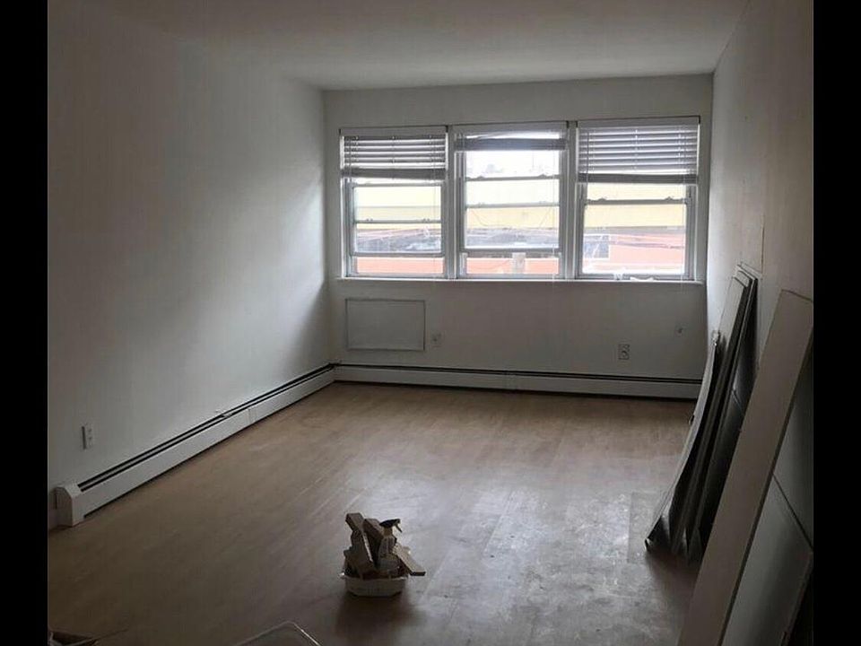1st image of 1815 Avenue P