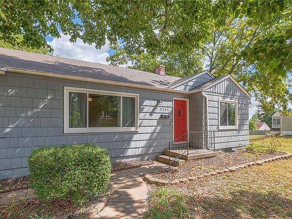 2nd image of 9201 Cherry St