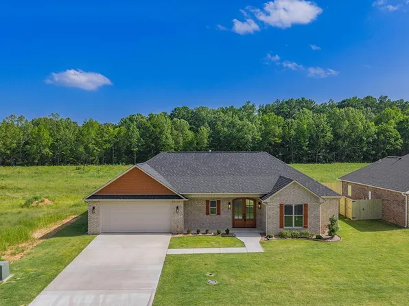 1808 Oak Holw, Texarkana, AR 71854