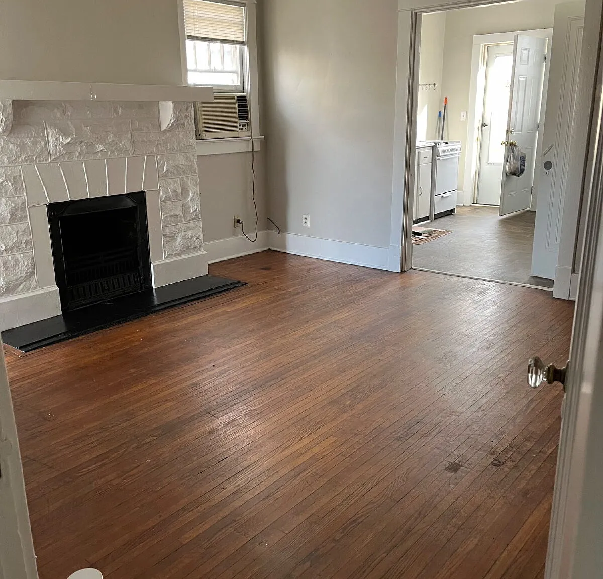 1 bed, 1.0 bath, $1,200 — Photo 4