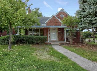15506 Lincoln Ave, Eastpointe, MI 48021