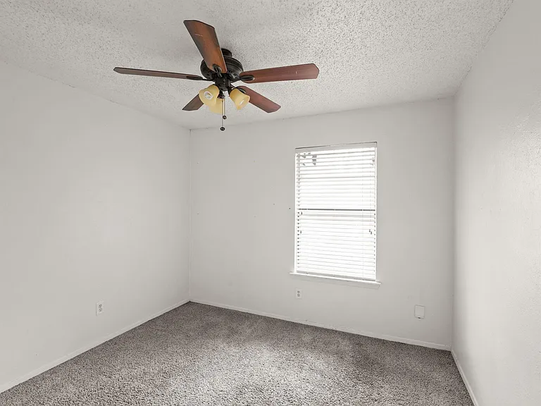 3507 Alpine Cir #3 — Photo 6