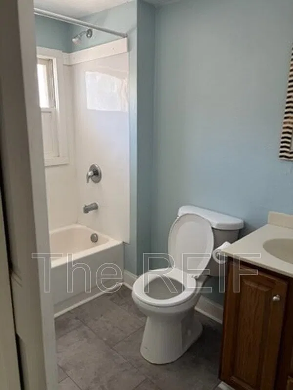 2 bed, 2.0 bath, $1,125 — Photo 4