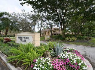 587 Prestwick Cir APT 4, Palm Beach Gardens, FL 33418