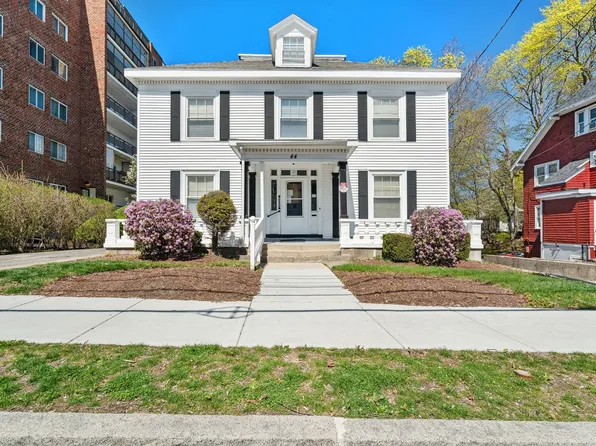 44 Greenleaf St, Quincy, MA 02169