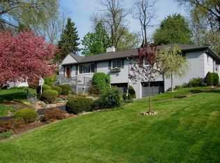 2621 Milford Dr, Bethel Park, PA 15102