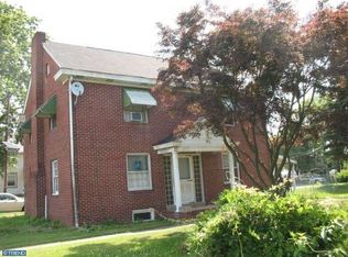 860 Cedar Ln, Hamilton, NJ 08610