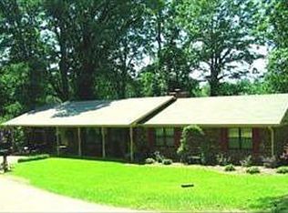 81 Azalea Trl, Columbus, MS 39705