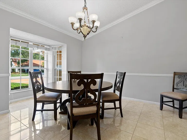 13557 Northumberland Cir — Photo 6