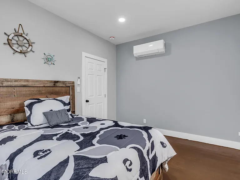 922 4th Ave #3A — Photo 10