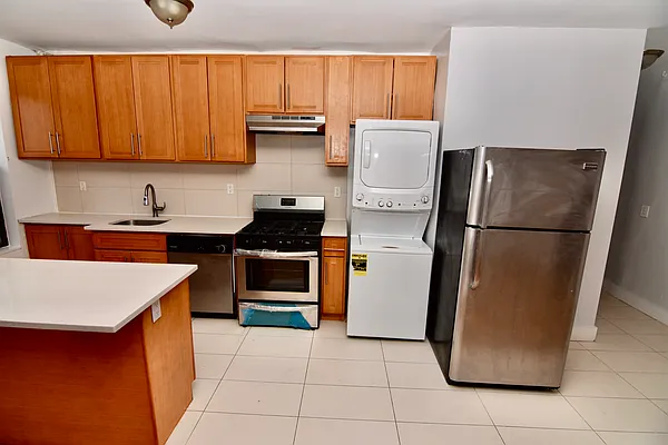 Rented by Bohemia Realty Group | media 7