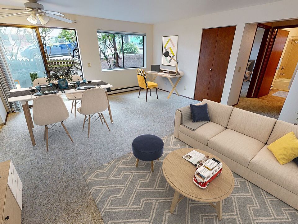 1st image of 7000 Roosevelt Way NE APT 102