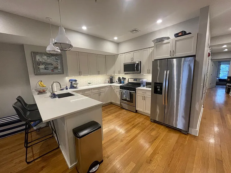 609 Monroe St #2 — Photo 21