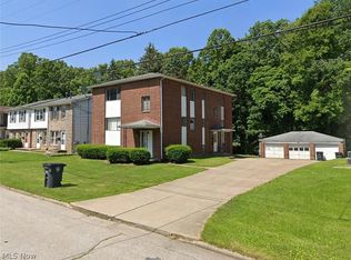 1804-1808 Cromwell Dr, Akron, OH 44313