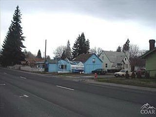 2nd image of 404 NW Colorado Ave