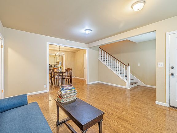 5th image of 8809 Chimineas Ave