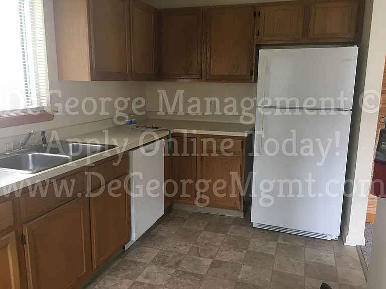 Parkway Apartments — Photo 47