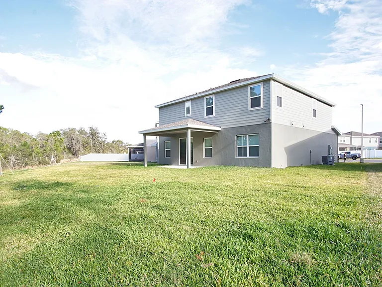 1419 Eucalyptus Way — Photo 8