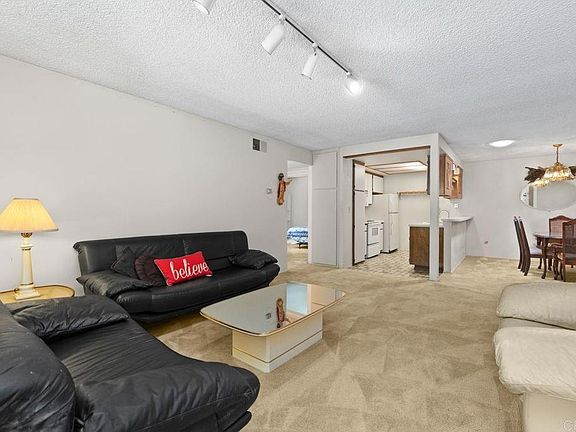 5th image of 6039 Rancho Mission Rd Unit 204