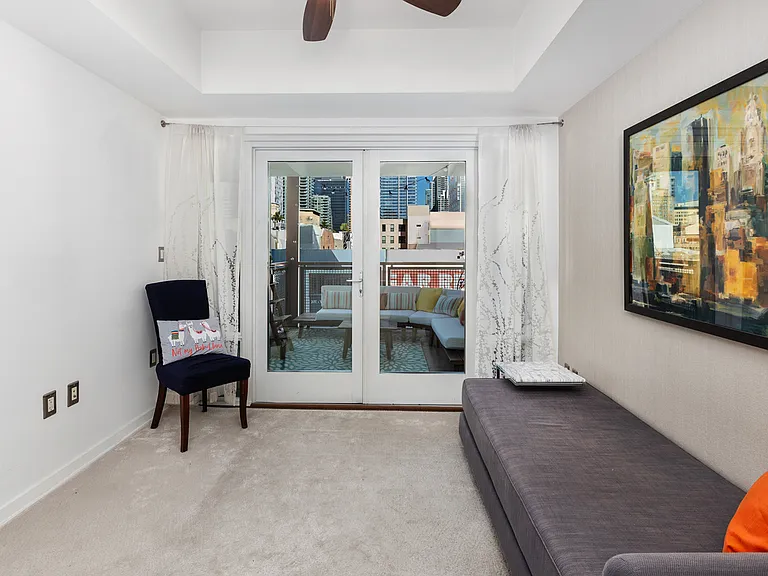 875 G St #302 — Photo 19