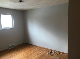 196 McAlister Dr, Pittsburgh, PA 15235