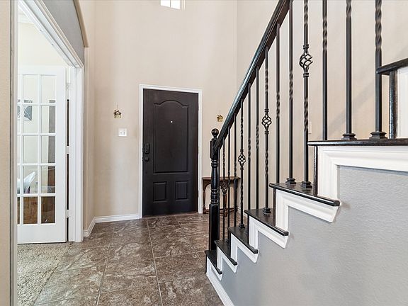 3rd image of 1012 Seclusion Cove Dr