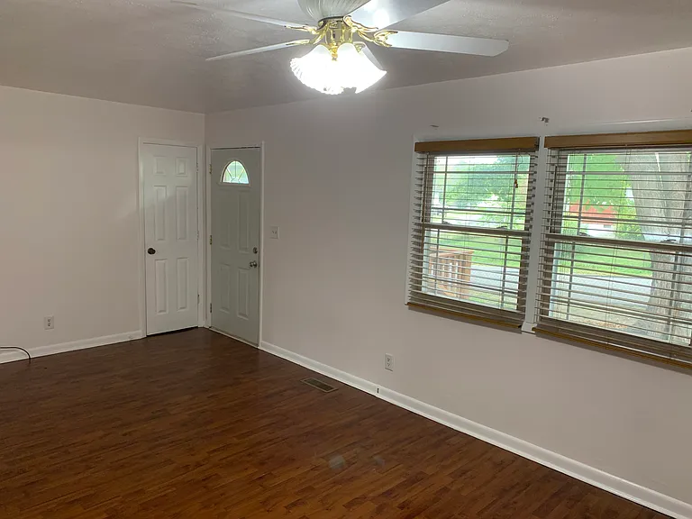 2 Coleman Cir — Photo 31