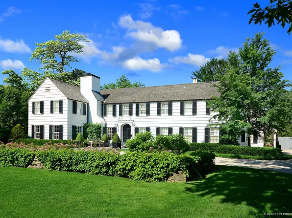 1320 Elm Tree Rd, Lake Forest, IL 60045