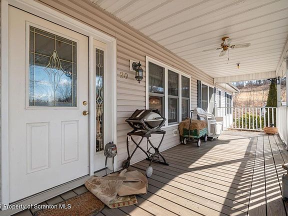 4th image of 20 Butterridge Ln