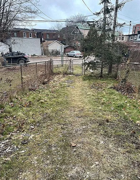 43 Kingston Rd — Photo 22